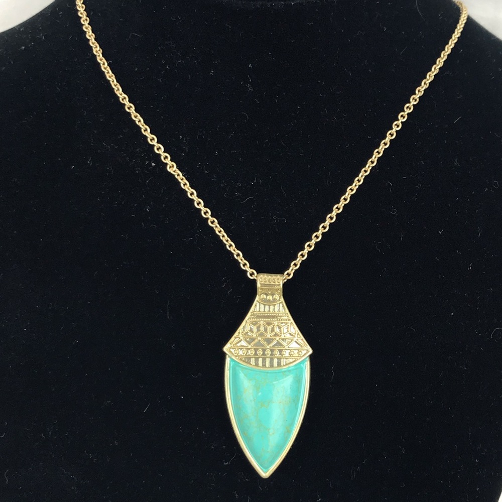 Gold Turquoise Pendant Necklace J01013
